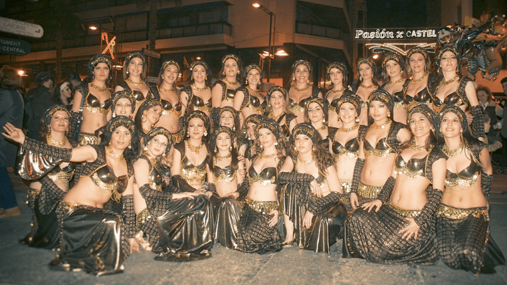 Danza oriental en castellón. Danza del vientre. Danza tribal. ats. castellon. bailar 3